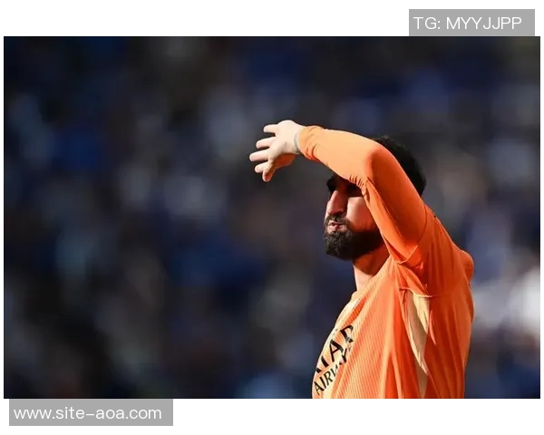 菲尔琼斯认为切尔西需再引进一两名球员才能争夺冠军