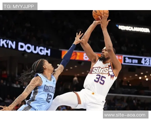 黄蜂篮板优势显著全场65-31领先爵士前场篮板21-11表现抢眼