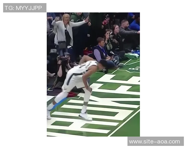 字母哥前场抢篮板未等犯规遭封盖最终绝杀瞬间令人唏嘘不已